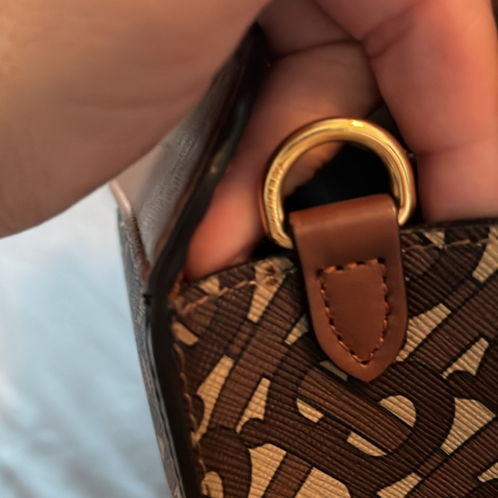 Burberry small handle bag 1 free wallet - Picture 6 of 15